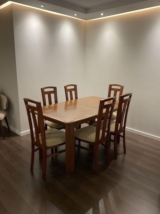 Mesas e Cadeiras para sala de jantar