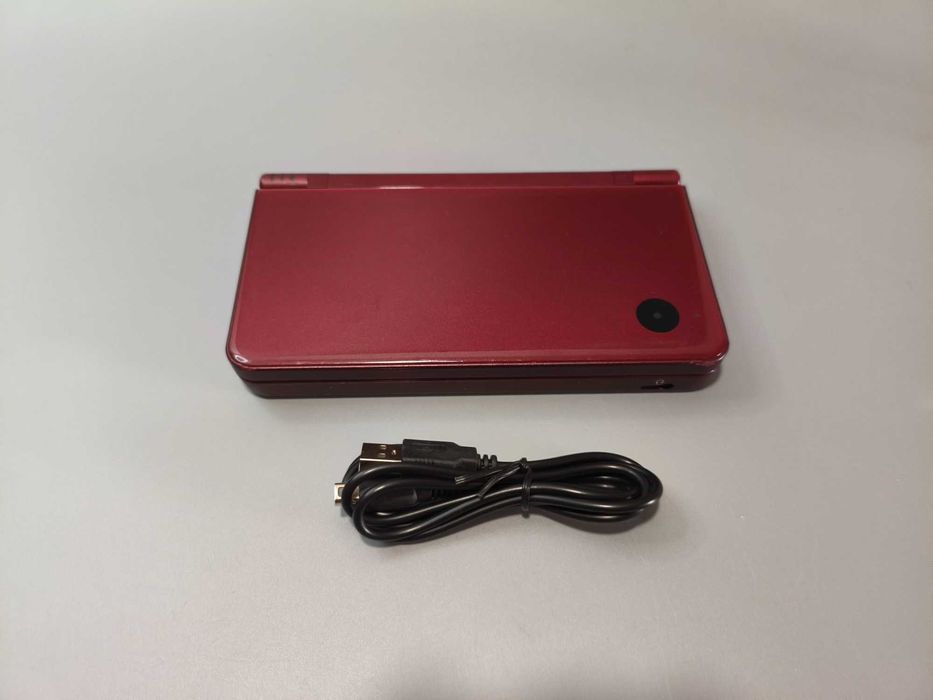 Nintendo DSI XL Vermelho