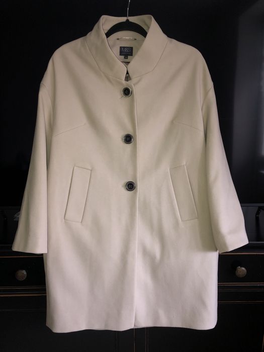 Плащ пальто