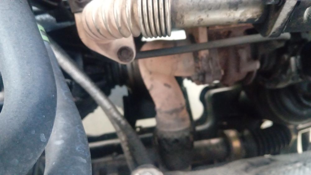 Turbo / compressor VOLKSWAGEN Passat (3A2, 35I)