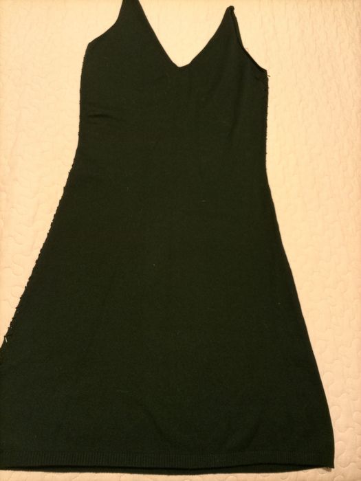 Vestido preto com relevos