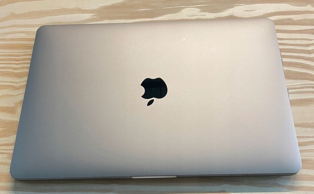 Laptop 2022 Apple Macbook Pro 13 A2338 M2 16 GB/256GB SPACE GREY