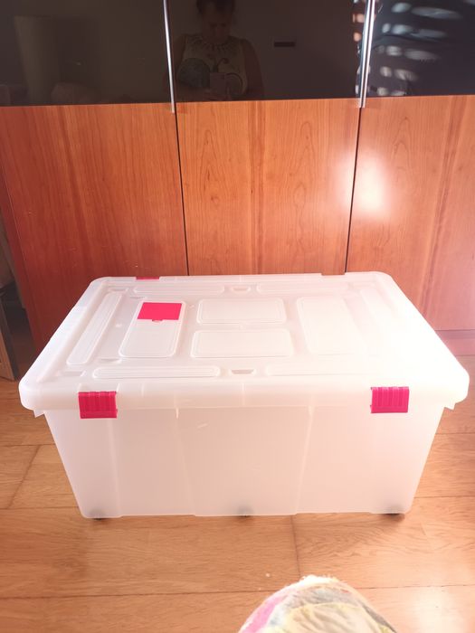Caixa de armazenamento grande