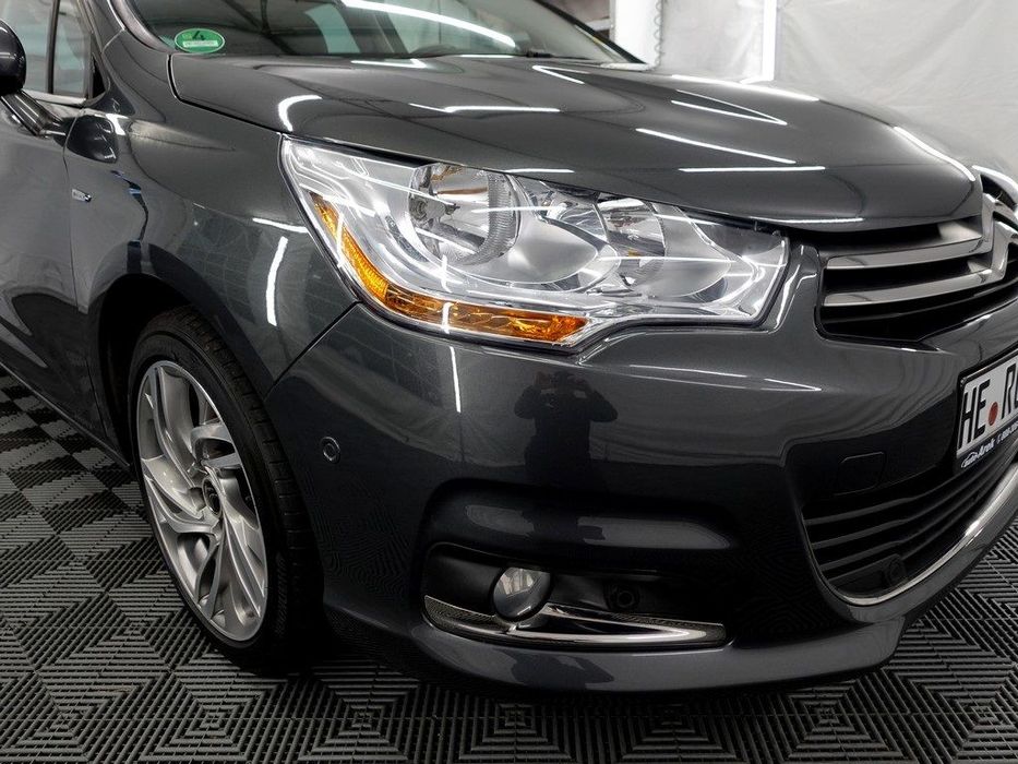 Citroën C4 Piękna Bogata wersja Navi DVD 1.6 Benzyna Bardzo zadbany z Niemiec