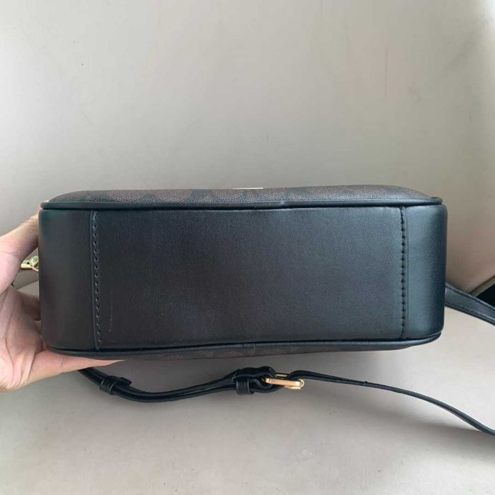 Шкіряна сумка Coach crossbody