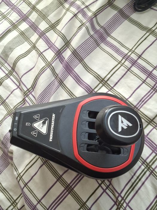 Skrzynia biegów Thrustmaster TH8S