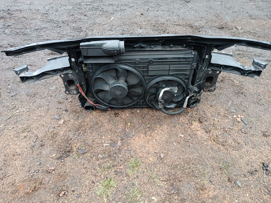 Pas przedni VW golf v plus kompletny chłodnice wentylatory 2.0tdi 1.9
