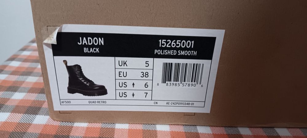 Jadon Dr Martens