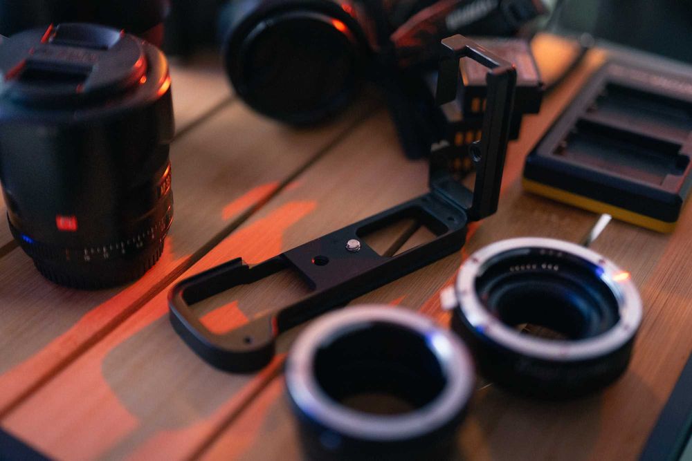 Pack Fujifilm X-T3 + 3 lentes + Fringer EF-FX Pro II + cage + baterias