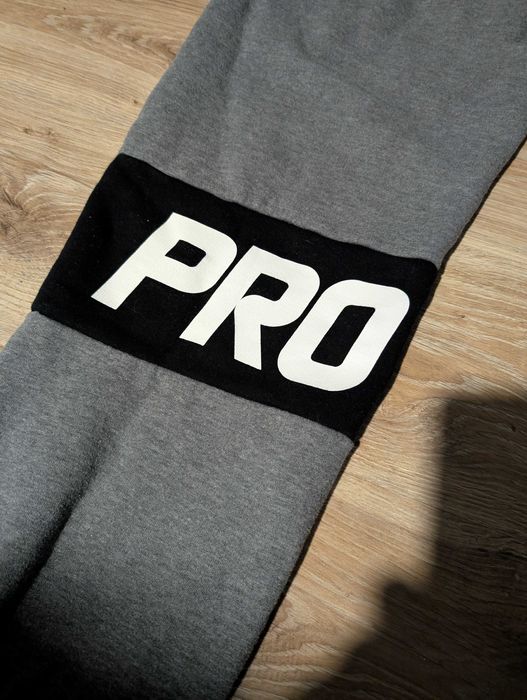 Spodnie dresowe Prosto rozm. XL
