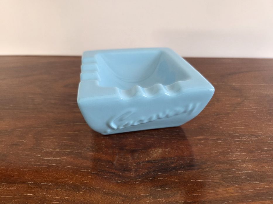 Cinzeiros publicitários Sacavém e outros