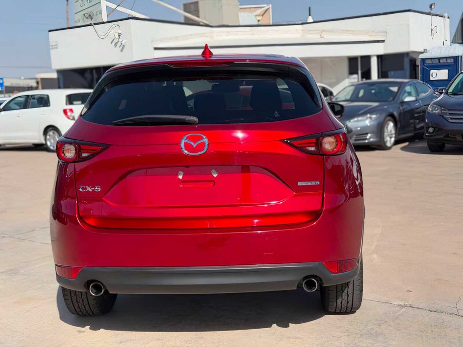 Mazda CX-5 Touring      2021