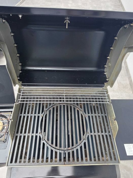 Weber Spirit e300