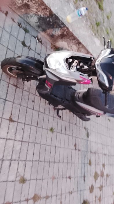 Moto usada conforme está nad fotos