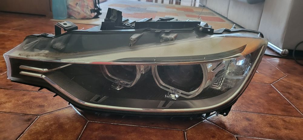 Farol bi-xénon direcional original bmw f30/31