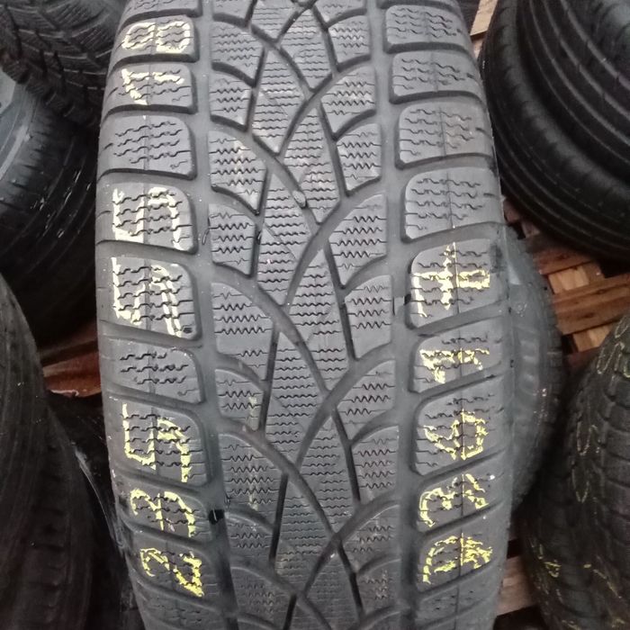 235/55R18  100H Dunlop SP Winter Sport 3D / xszt 4