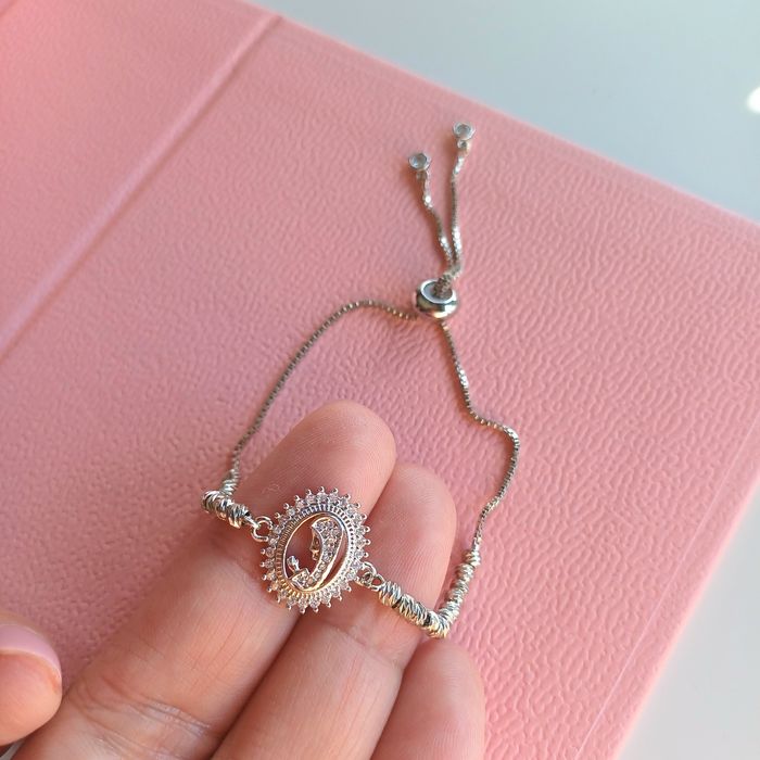 Pulseira Delicada Virgem Santa Maria com zircónia Swarovski  Banhada a Prata no Aço Inoxidável Antialérgico