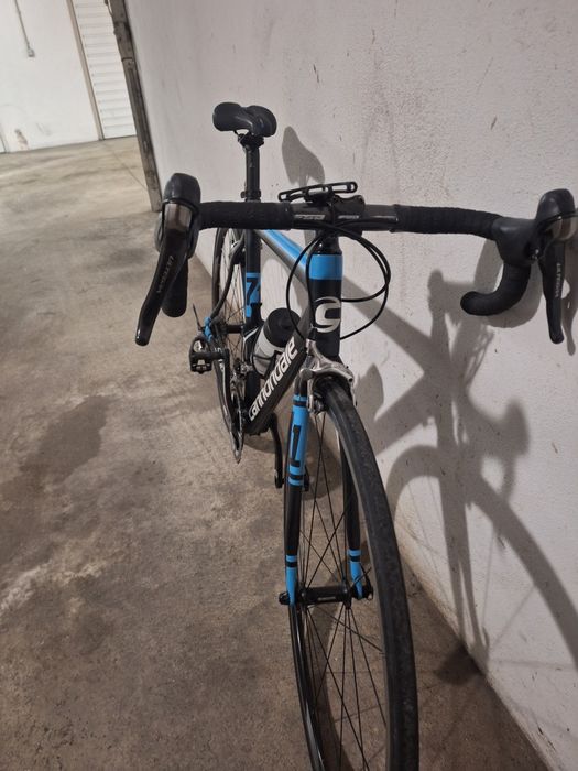 Bicicleta de estrada cannondale carbono