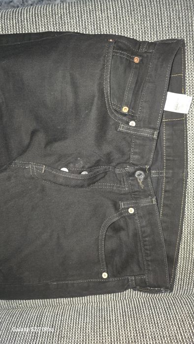 Levi Strauss jeansy czarne dżinsy 32/34