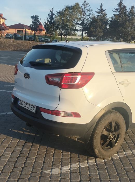 Кia Sportage 1.6  2010