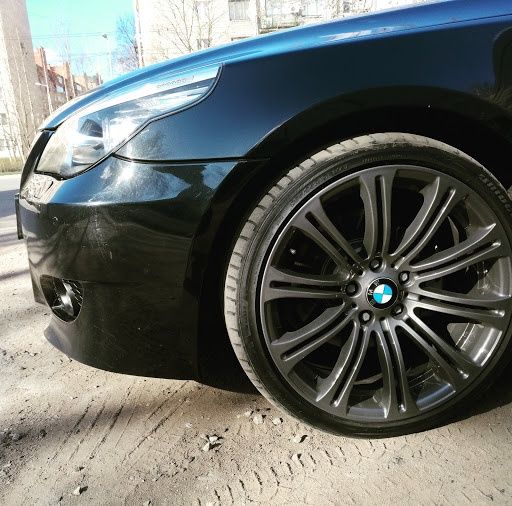 Koła felgi Bmw 19 cali styling 220  z oponami  8jx19h2 5x120