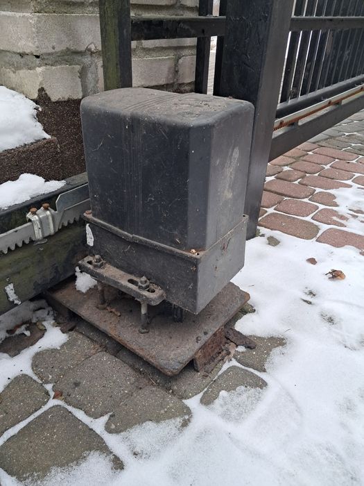 Silnik napęd automat do bramy 5x pilot 2x klucz