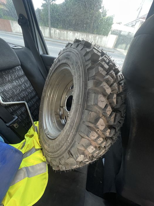 Fedima Extreme Competition 4x4  205/75 R15 novo com pelinhos