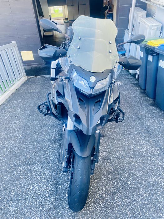 Benelli TRK 502 c/malas + farois auxiliares + punhos aquecidos