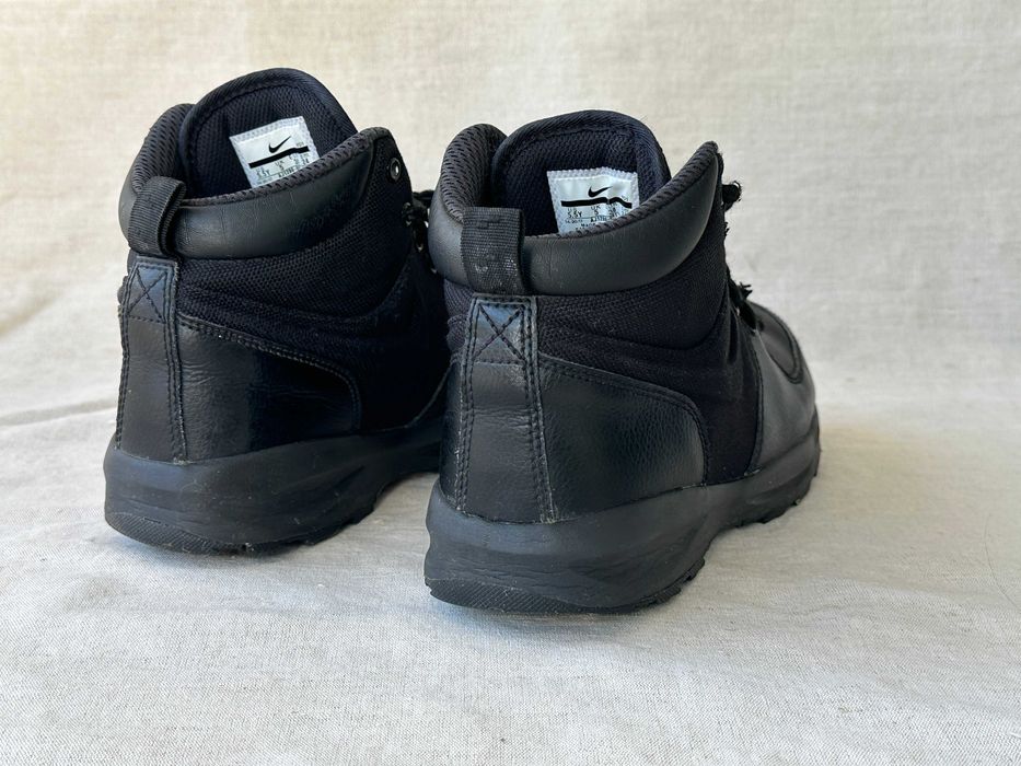 Buty trekkingowe, turystyczne, trapery Nike Manoa AJ1280, rozmiar 38