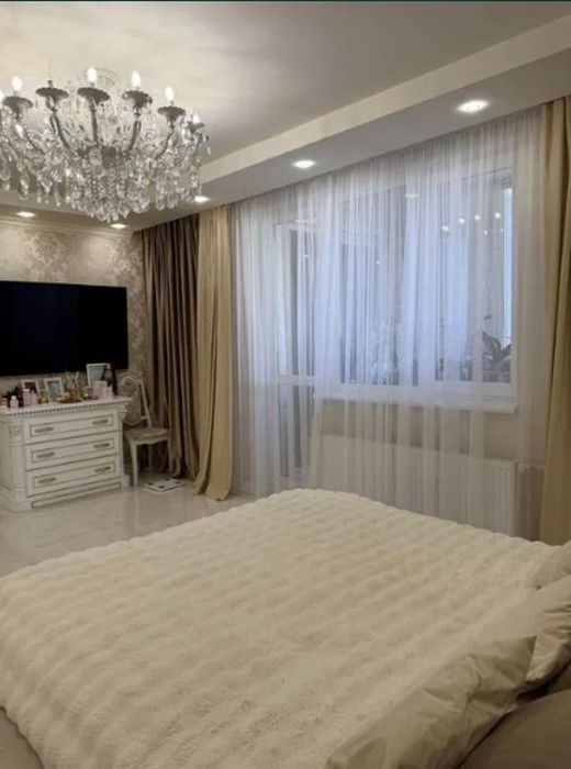 Продам 2-к квартиру з ремонтом на вул. Шота Руставелі, Черемушки (3-316-634)