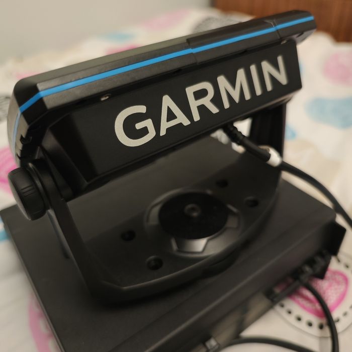 Garmin Vivid 5 CV + GT20 TM i gratisy