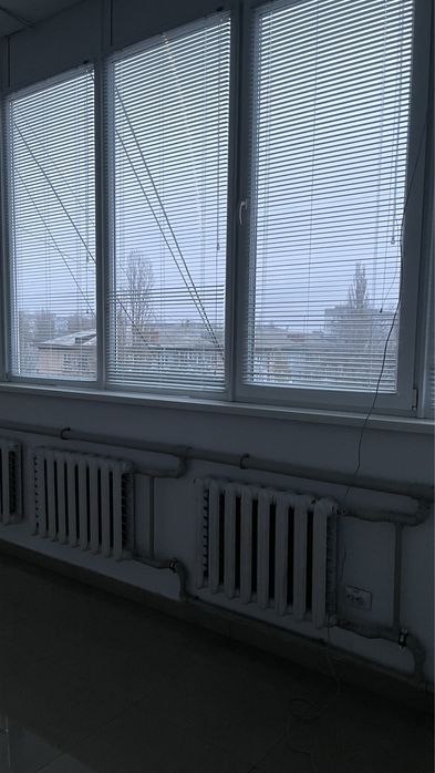 Офісні приміщення від 20м кв та  37 м кв