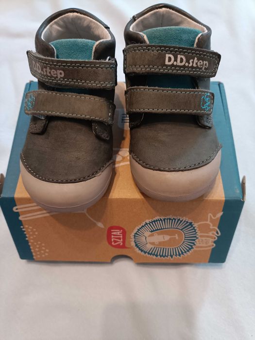 Pierwsze buty półbuty chłopięce skórzane ddstep r. 22 stan idealny