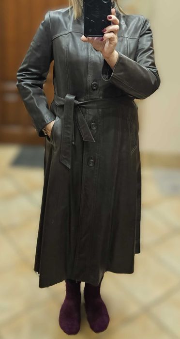 Skórzany płaszcz kolor czekoladowy rozm.M