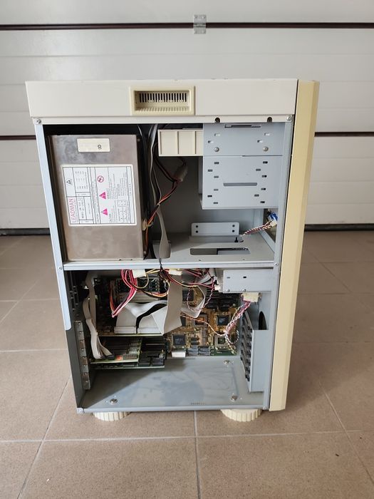 Retro PC Big Tower Highscreen