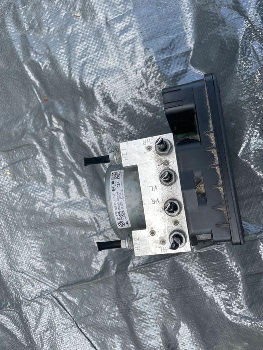 VW CADDY 2K7 V nowy model pompa abs 5WA914517CF