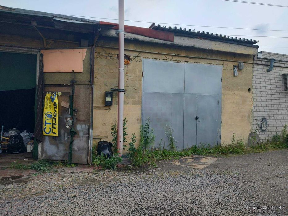 Гараж СТО Техстанція Великий ДВА сусідні Троєщина 11.60х11.40м 132квм