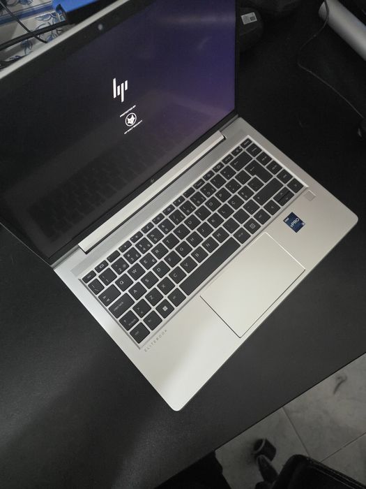 Hp Elitebook 640 G9 - I5 1245u,16Gb Ram,Nvme 521gb,14" Fhd Touch