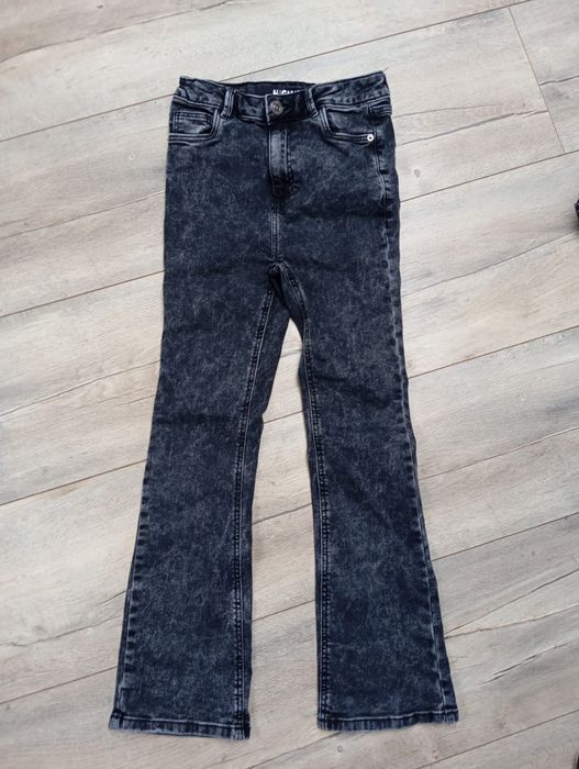 Spodnie jeansowe dziewczęce 152