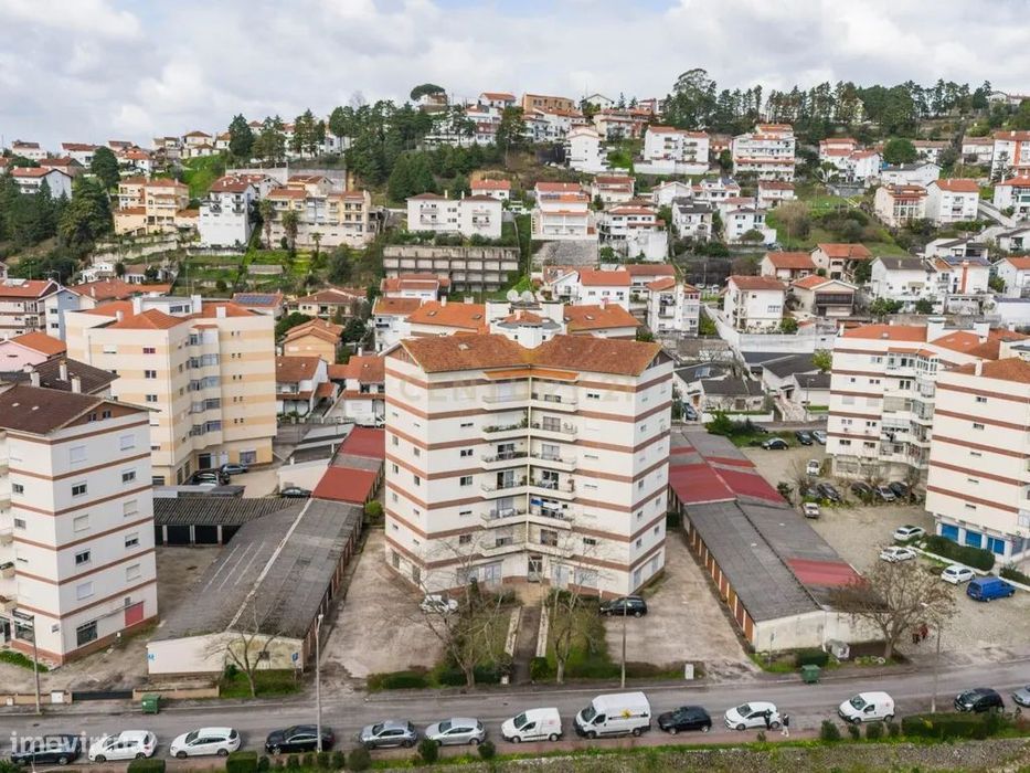 T3 com Sótão e Garagem no Bairro de Santa Apolónia em Coimbra — Eiras E São Paulo De Frades, Coimbra