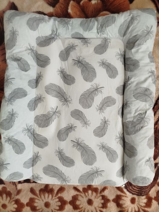 Продам матрасик на пеленальний столик