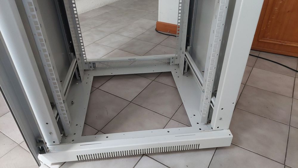 Armário Rack Metálico 19" Como Nova 60x60x118cm c/ Porta Vidro e Fechadura - Olirack