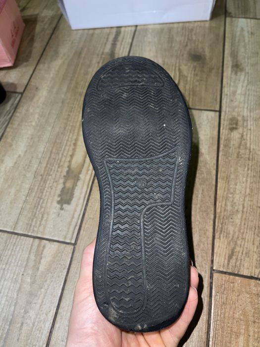 Шкіряне взуття розмір 35