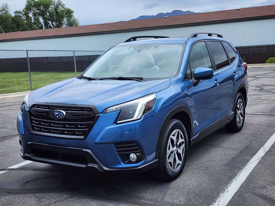 Subaru Forester Premium      2022