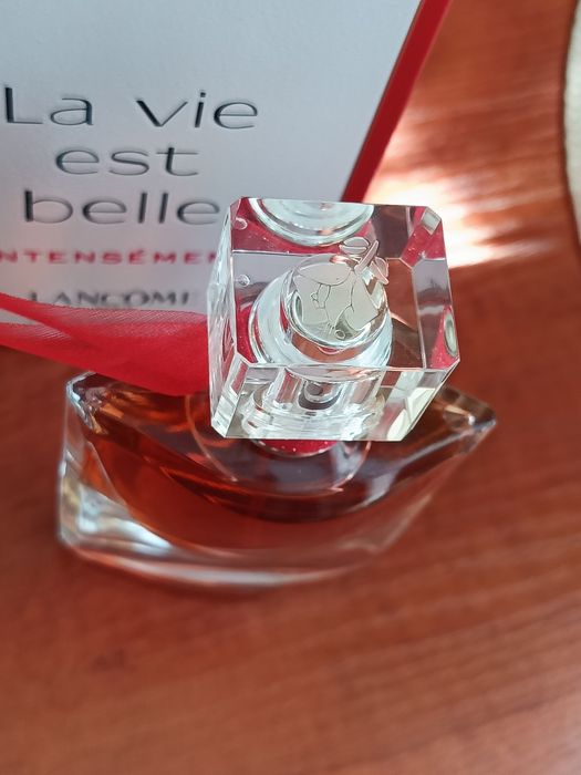 La vie Est Belle Intensement