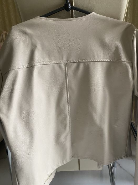 Куртка з еко шкіри