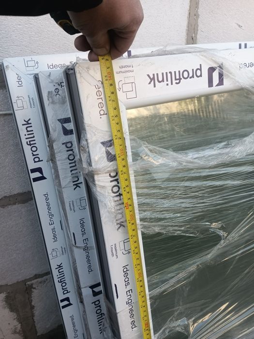 Нові металопластикові вікна.