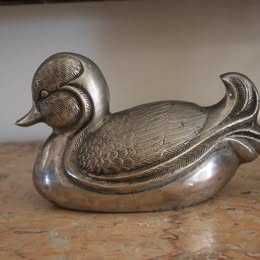 Escultura de pato