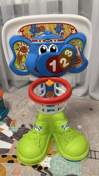 Игрушка "Баскетбольная лига" Chicco