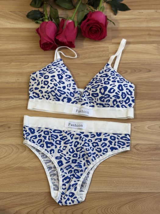 Комплект жіночої білизни